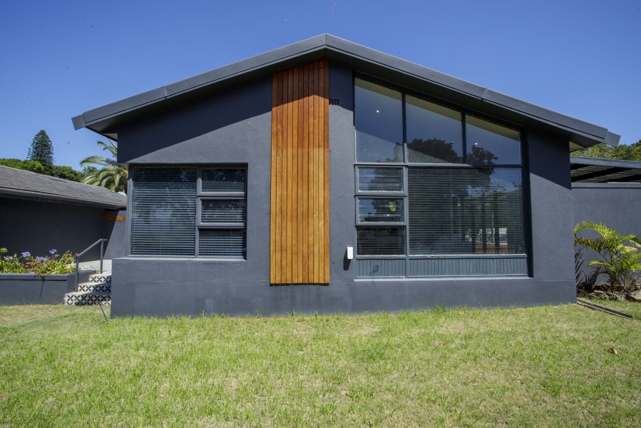 4 Bedroom Property for Sale in Loevenstein Western Cape